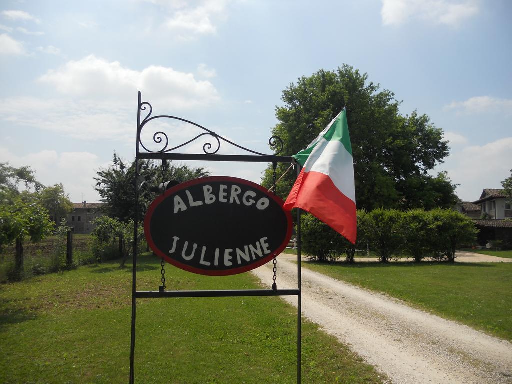 Albergo Julienne Arba Zewnętrze zdjęcie